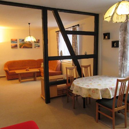 Appartement Haus Hasenmueller à Schmiedefeld am Rennsteig Extérieur photo