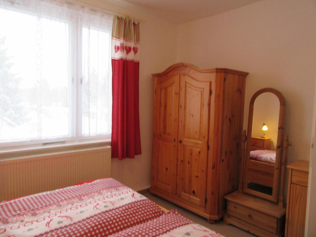 Appartement Haus Hasenmueller à Schmiedefeld am Rennsteig Extérieur photo